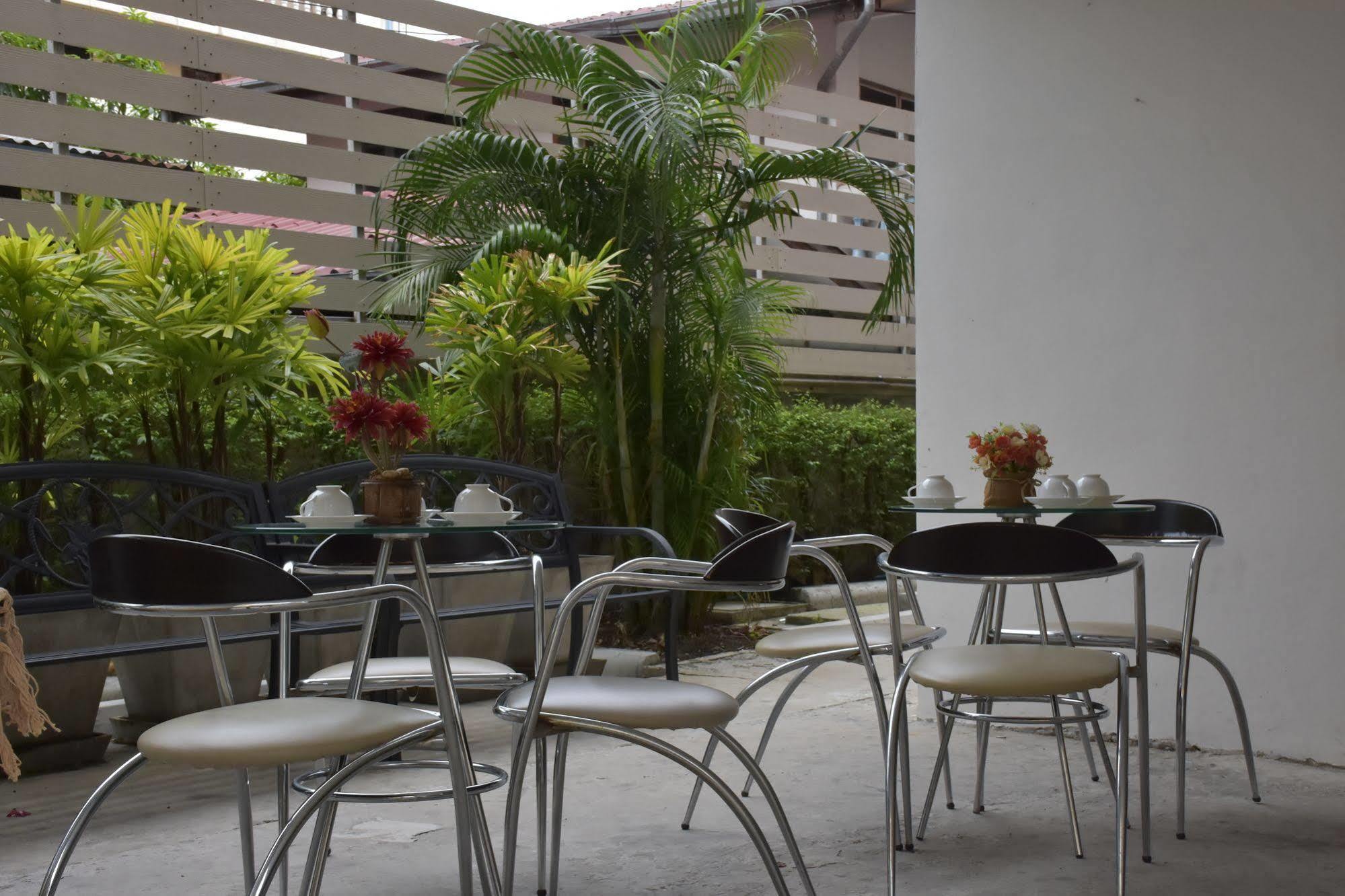 Nrv Place Apart Hotel Banguecoque Exterior foto
