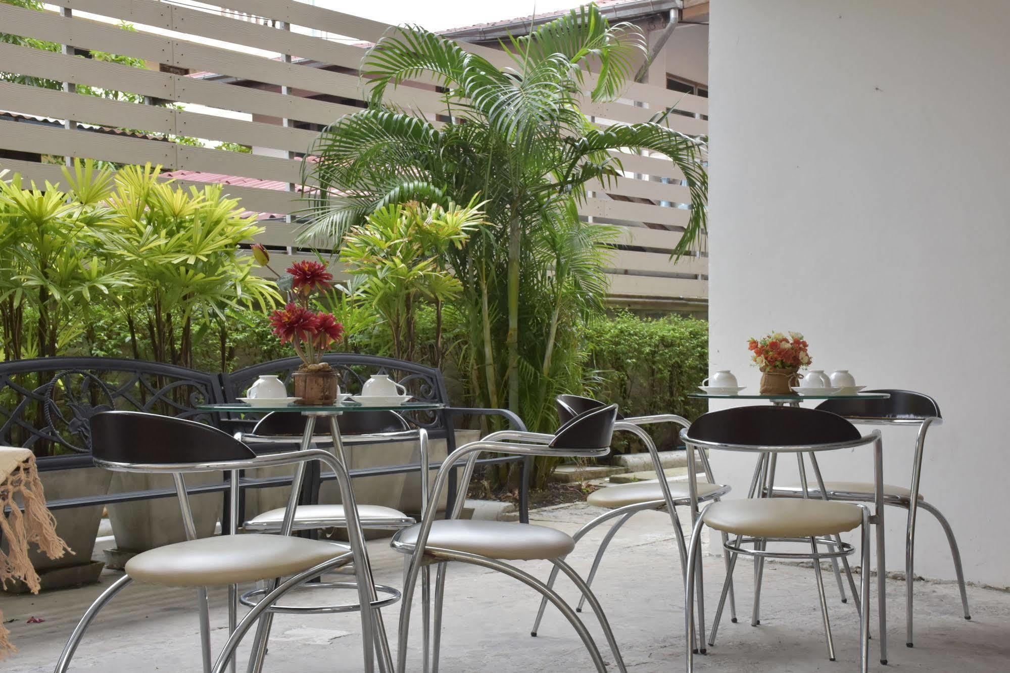 Nrv Place Apart Hotel Banguecoque Exterior foto